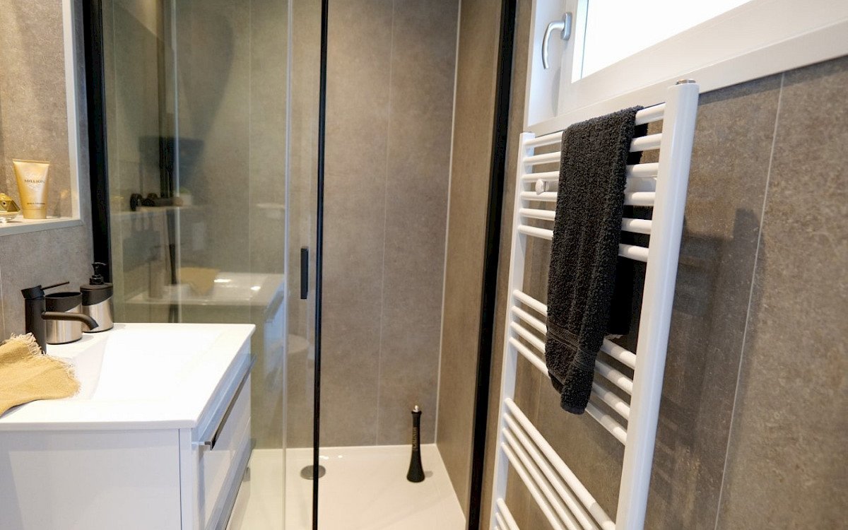 Mobile home sur roues 1350 x 375/420 – Image 3