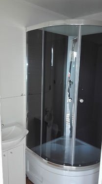 Chalet mobile sur roues avec salle de bain et cuisine 17 m² – 6×2,9 m – Image 12