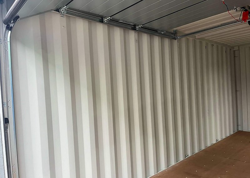 Conteneur maritime 20′ IICL6 avec porte sectionnelle motorisée – Image 7