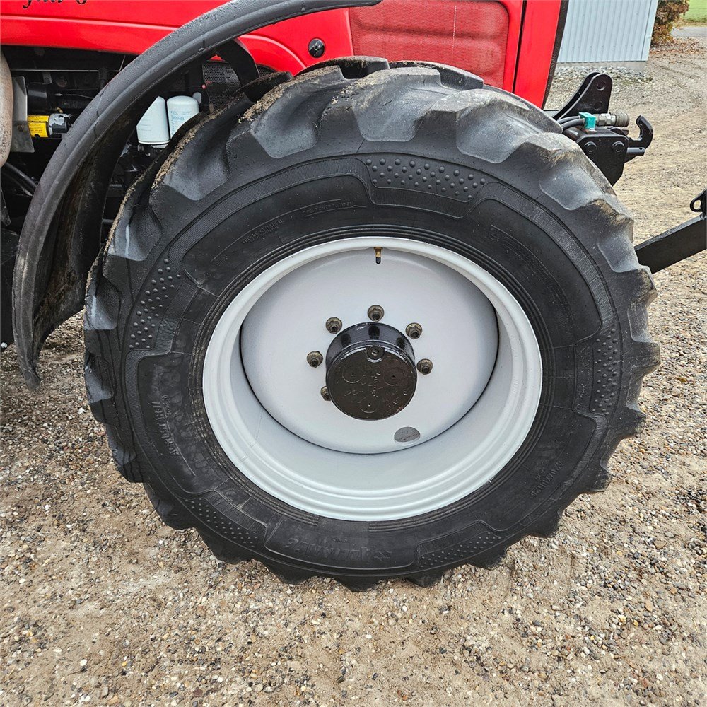 Massey Ferguson 6465 Dyna-6 – Image 15