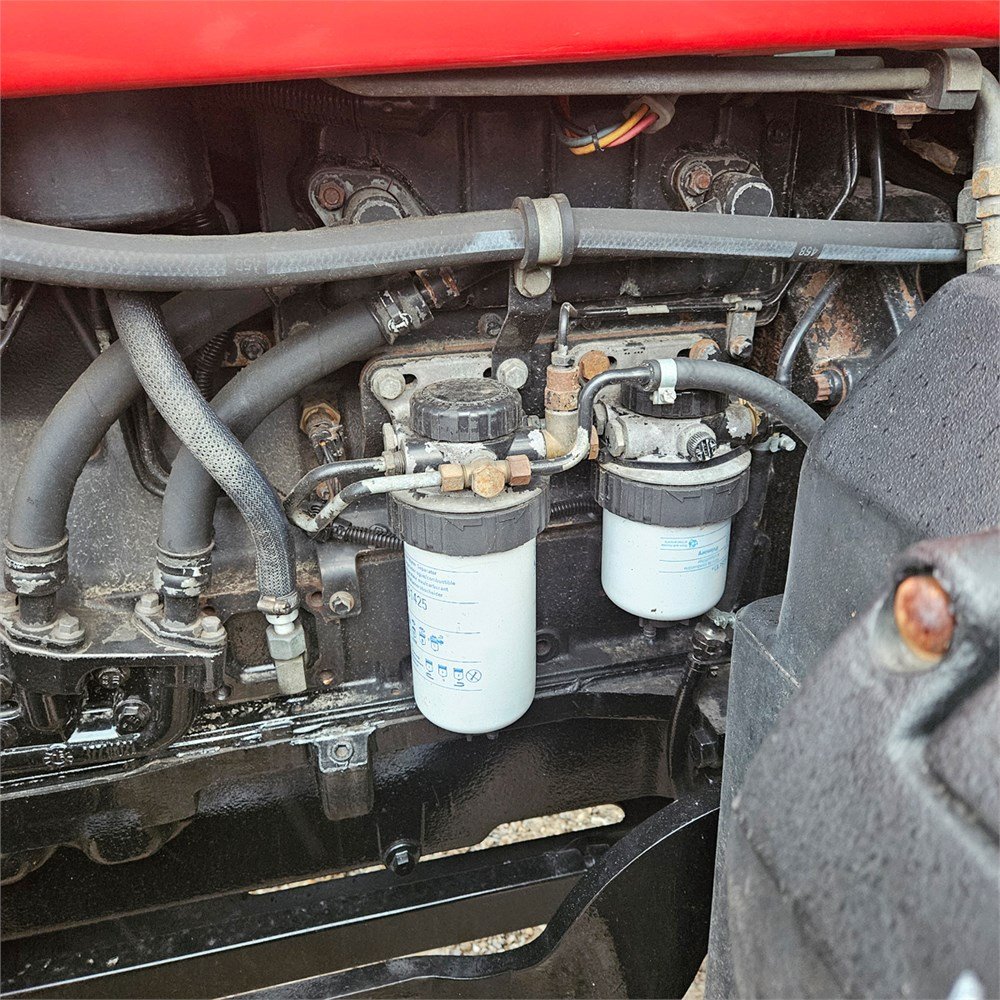 Massey Ferguson 6465 Dyna-6 – Image 40