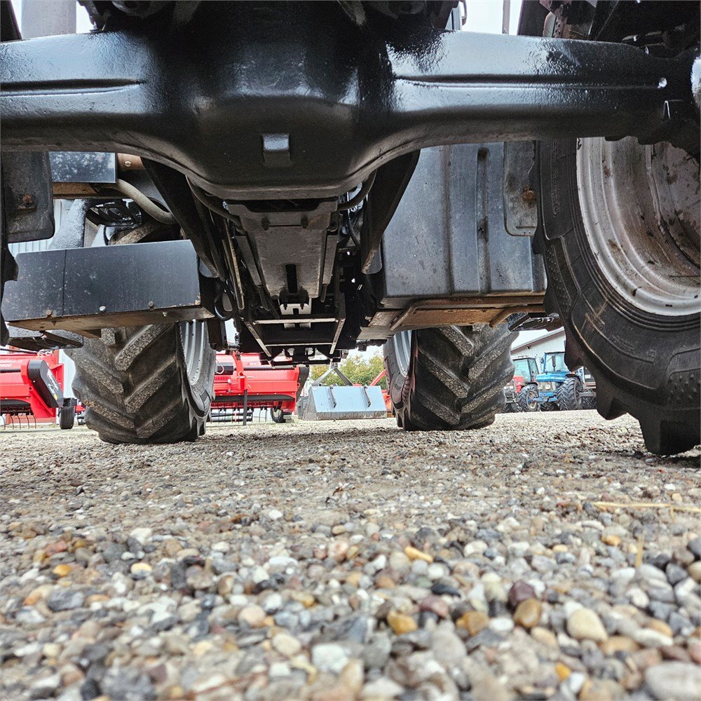 Massey Ferguson 6465 Dyna-6 – Image 51