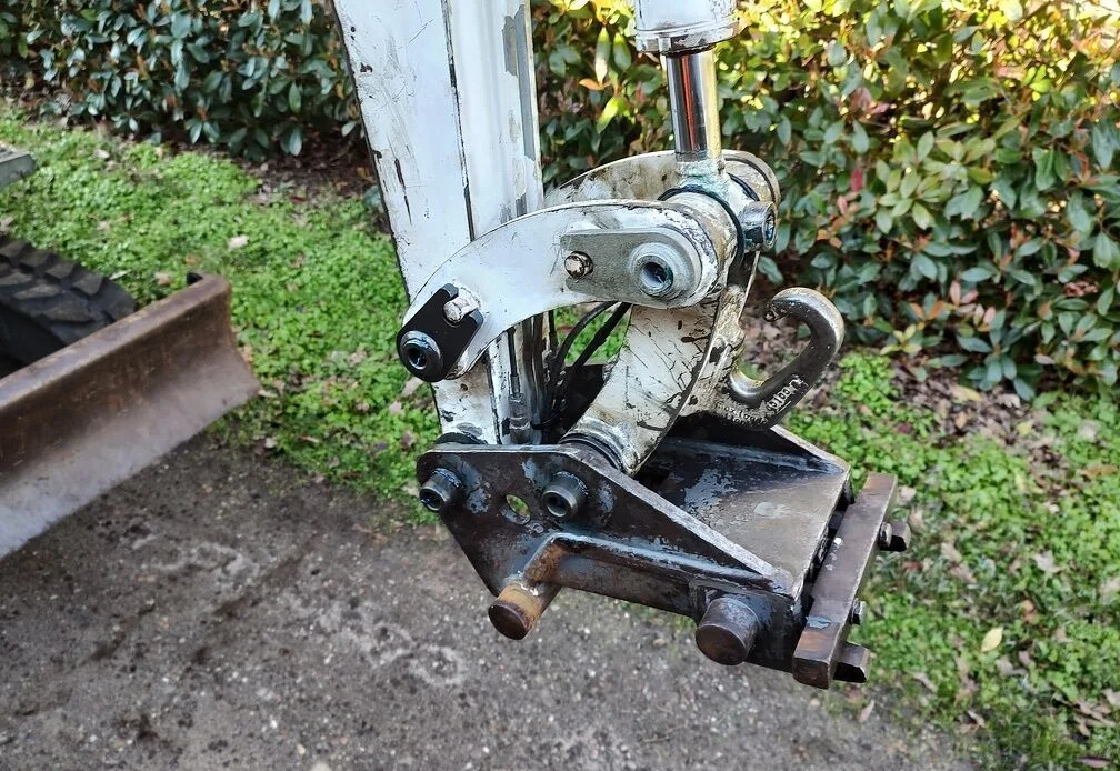 TAKEUCHI Tb 016, 2005 + 3 GODETS – Image 6