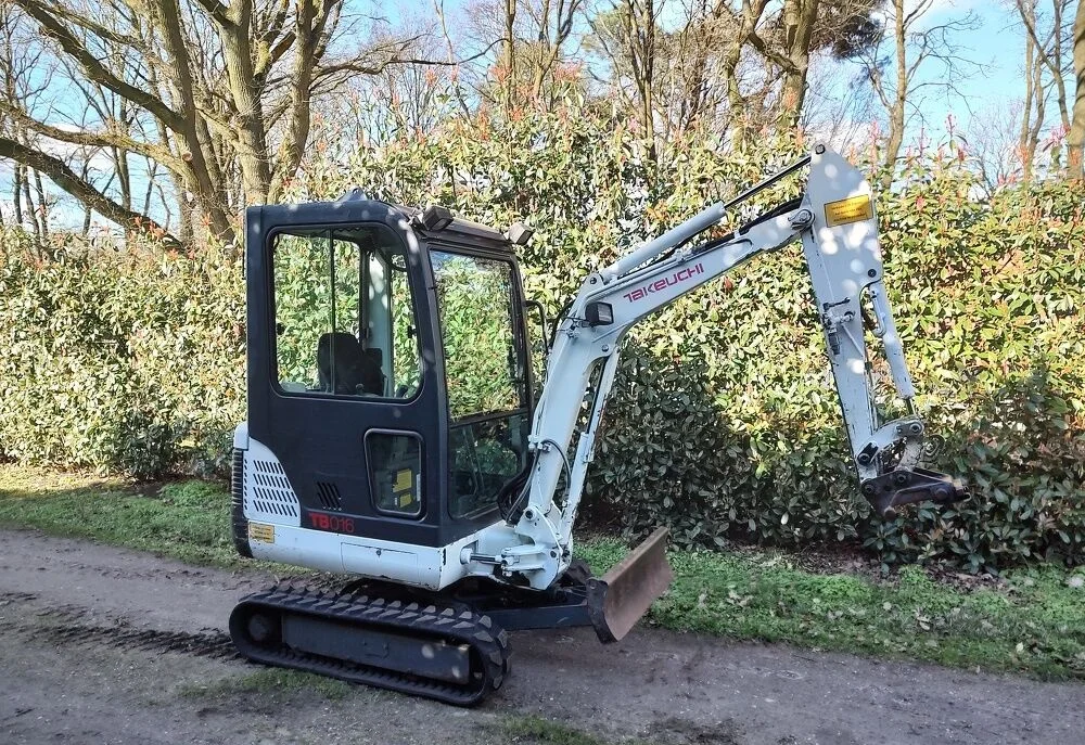 TAKEUCHI Tb 016, 2005 + 3 GODETS – Image 8