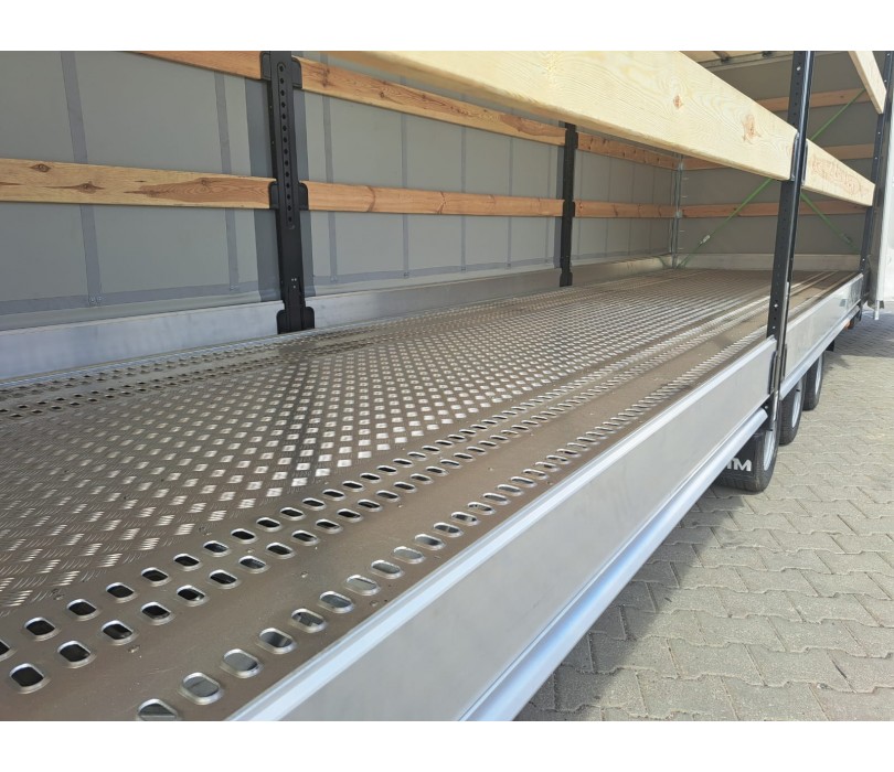 Remorque porte-voitures STIM avec rideau coulissant, PTAC 3500 kg, avec treuil électrique – Image 3