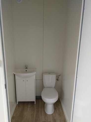 Conteneur de bureau 21 m² avec WC et kitchenette – Image 3