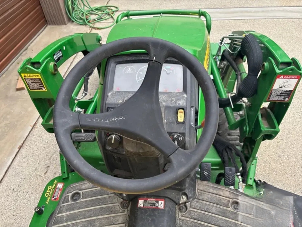 John Deere 1025R 2020 34 heures – Image 19